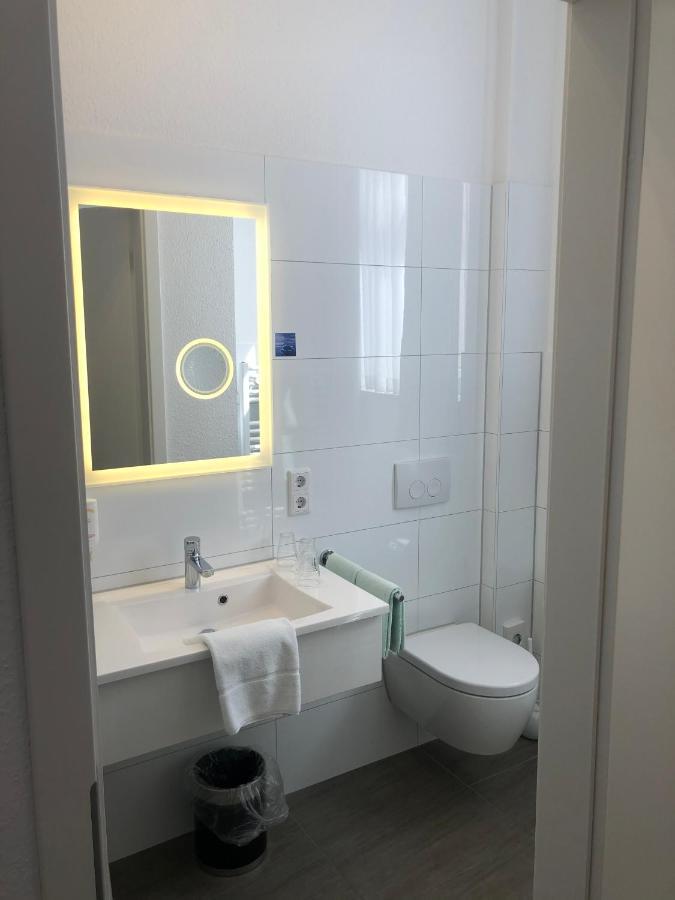 וורנדורף Hotel Johann מראה חיצוני תמונה